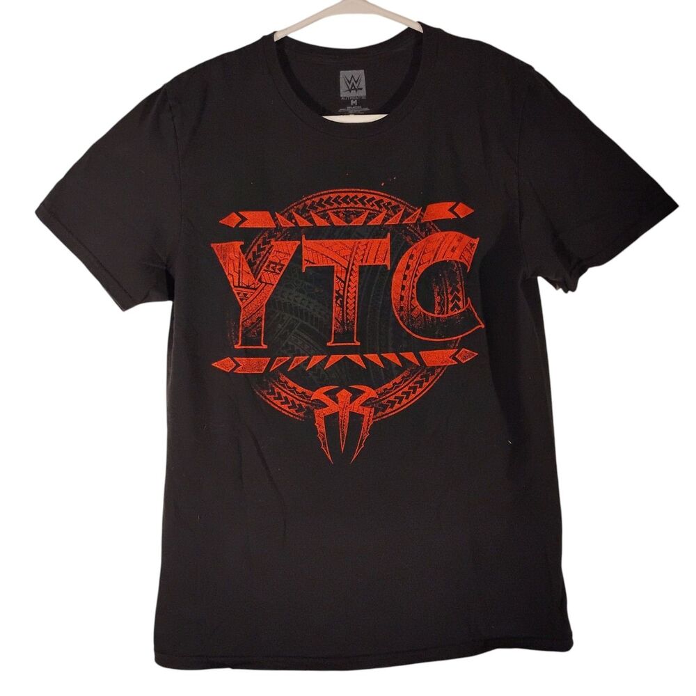 Roman Reigns YTC WWE tshirt mens M Medium black graphic tee short sleeve